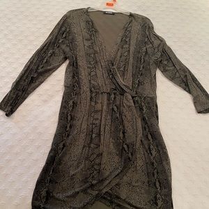 Missguided green snakeskin wrap dress size 14
